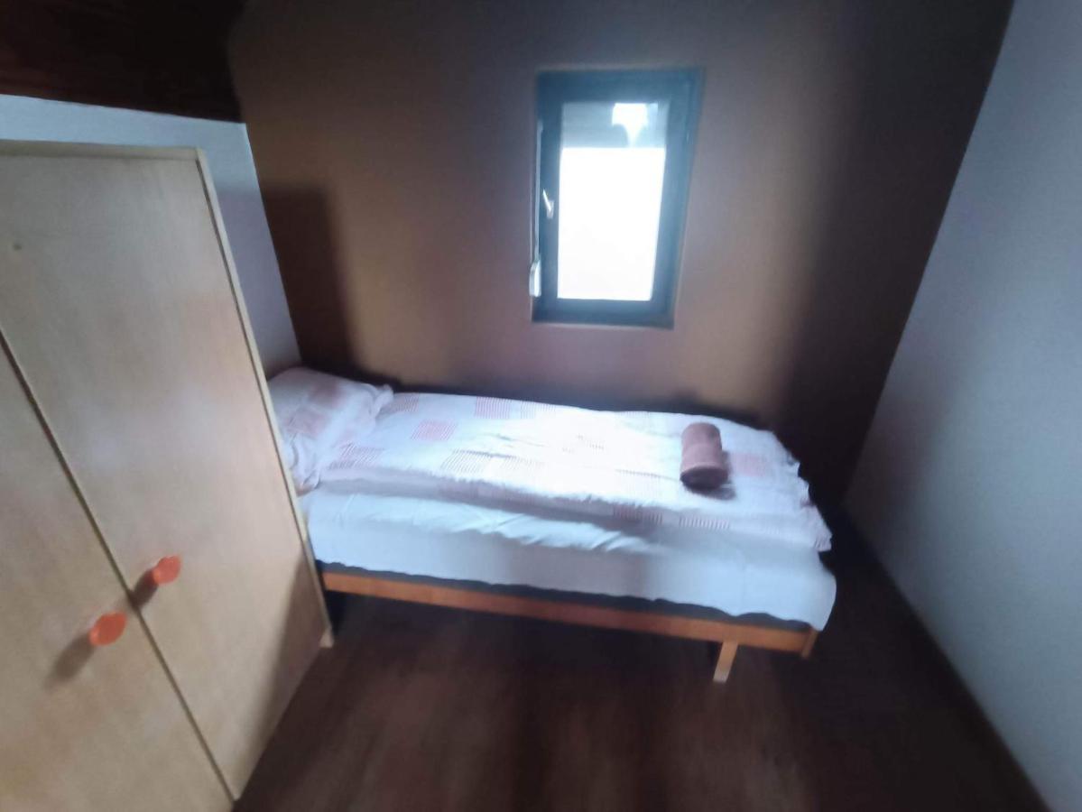 Tassi Halaszcsarda - Sueger Haz Exterior foto